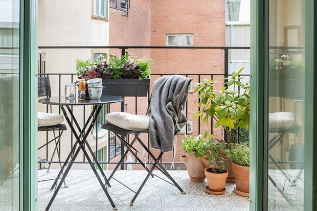 Como decorar exteriores terrazas balcones patios Dimensi-on